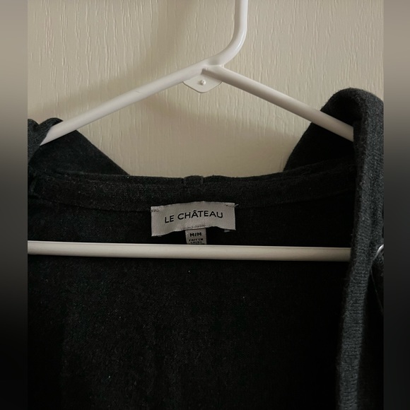 Le Chateau Cardigan - Picture 2 of 4